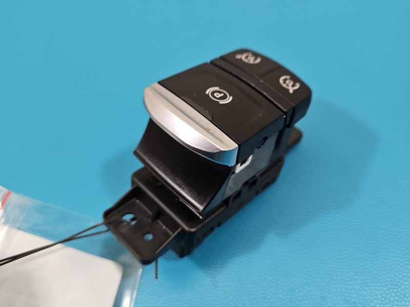 Przełącznik hamulca ręcznego Renault Kadjar 363216544R