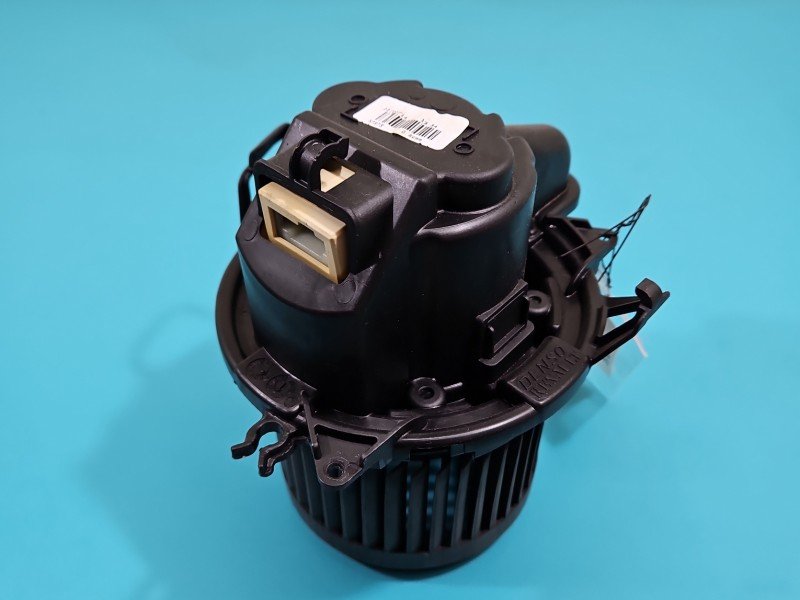 Dmuchawa nawiewu wentylator Renault Captur I 5R5833500 EUROPA Dmuchawa nawiewu wentylator Renault Captur I 5R5833500 EUROPA