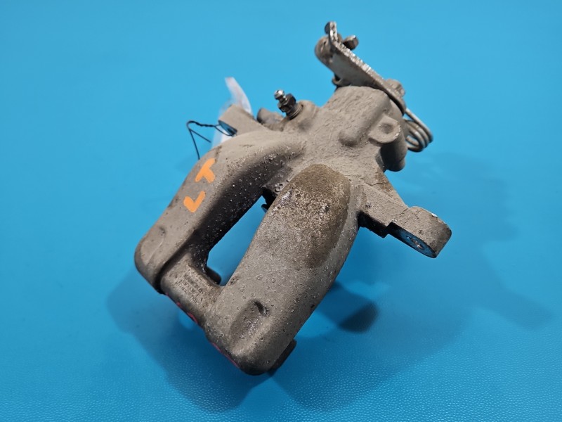 Zacisk tył lewy Fiat Grande Punto 1.4 T HB