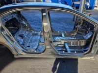 Próg prawy SŁUPEK ŚRODKOWY B Toyota Corolla E21 19- sedan 4d beżowy 6x1