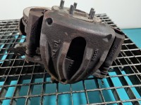 Zacisk przód lewy Toyota Avensis II T25 2.0 D4D