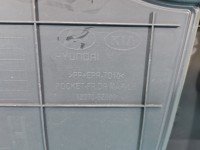 Tapicerka drzwi przód lewa boczek Hyundai I40 82370-3Z000