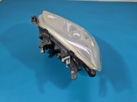 Reflektor prawy lampa przód Toyota Avensis II T25 EUROPA