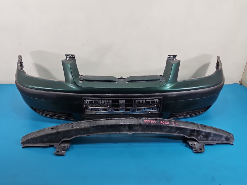 Zderzak przód Vw Bora