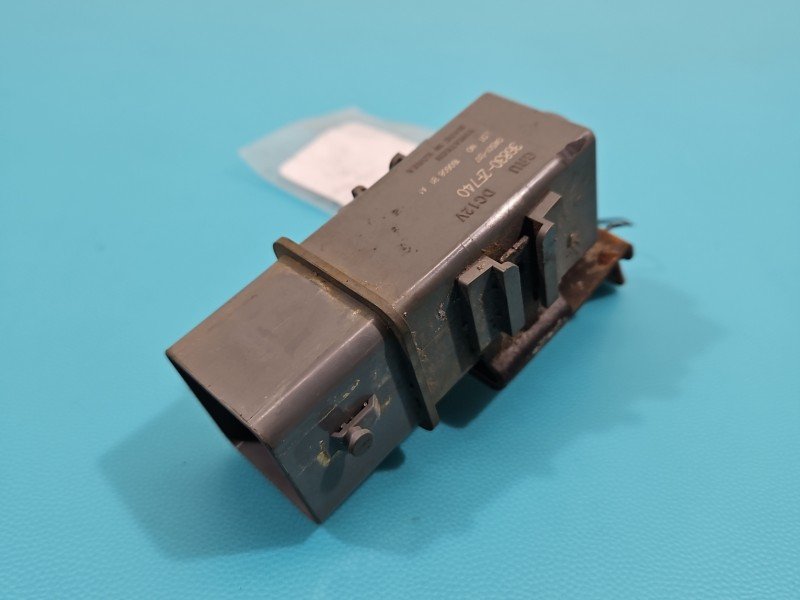 Przekaźnik świec żarowych Kia Sorento III 36830-2F740
