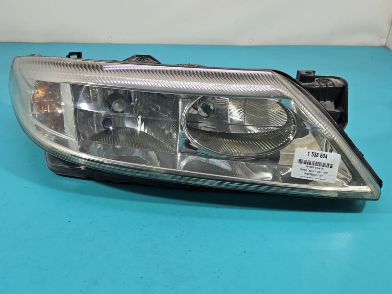Reflektor prawy lampa przód Renault Laguna II EUROPA