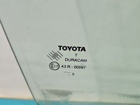 Szyba drzwi przód prawa Toyota Verso 09- HB