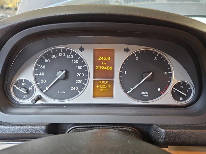 Licznik Mercedes W245 2.0 cdi A1695401048, 0263643248 EUROPA