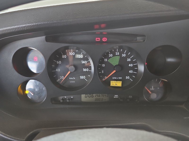 Licznik Iveco Daily III 504109084 2.3 HPI (F1AF0481B) EUROPA