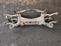 Tylna belka oś tył Lexus IS III 14-25 2.5 vvti