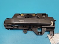 Klamka tył prawa zewnętrzna Audi A4 B9 8W02837812A LX7L