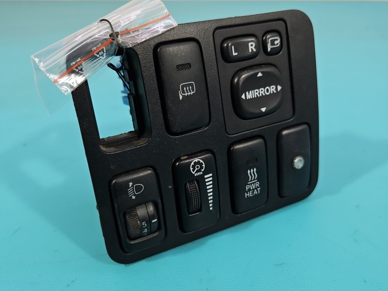 Przełącznik szyb Toyota Land Cruiser 120 J120 TOYOTA EU