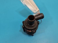 Pompka obiegu wody pompa Audi A5 8T 3.0 tdi 059121004G, 059121012A