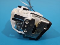 Zamek tył prawy 82301-79J22Y2 Suzuki Sx4 I 06- Suzuki, 2 PIN