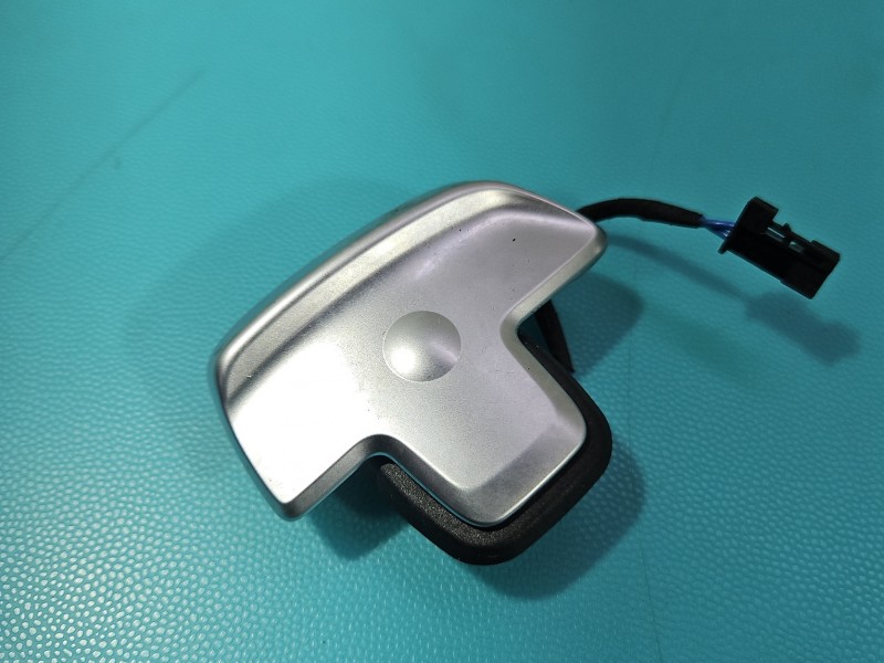 Przełącznik Mercedes, Łopatka zmiany biegów prawa Mercedes CLA C118 X118 A0999052201