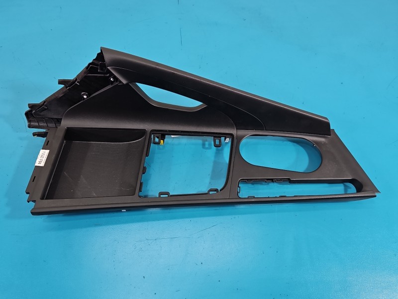 Osłona ZAŚLEPKA PLASTIK Hyundai Elantra VII 20- 84632-AA030