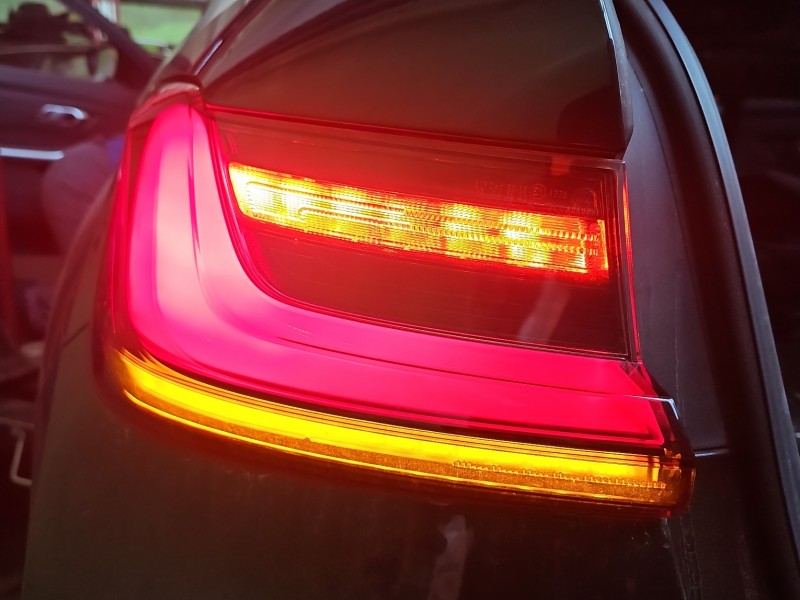 Lampa tył lewa błotnika BMW G20 sedan EUROPA