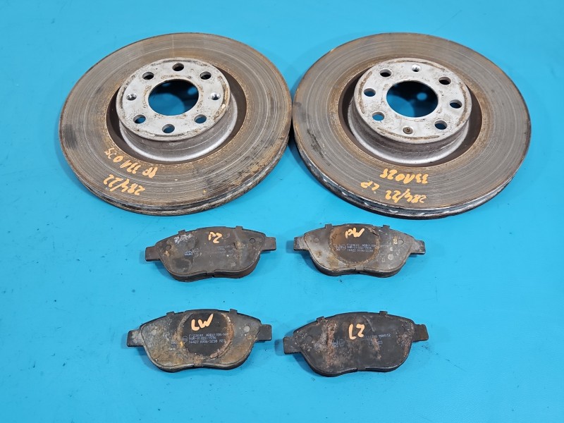 Tarcze hamulcowe przód klocki 284MM Fiat Grande Punto 1.3 jtd