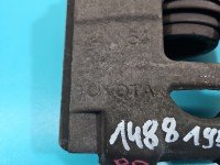 Zacisk przód prawy Toyota Yaris III 1.3 vvt-i
