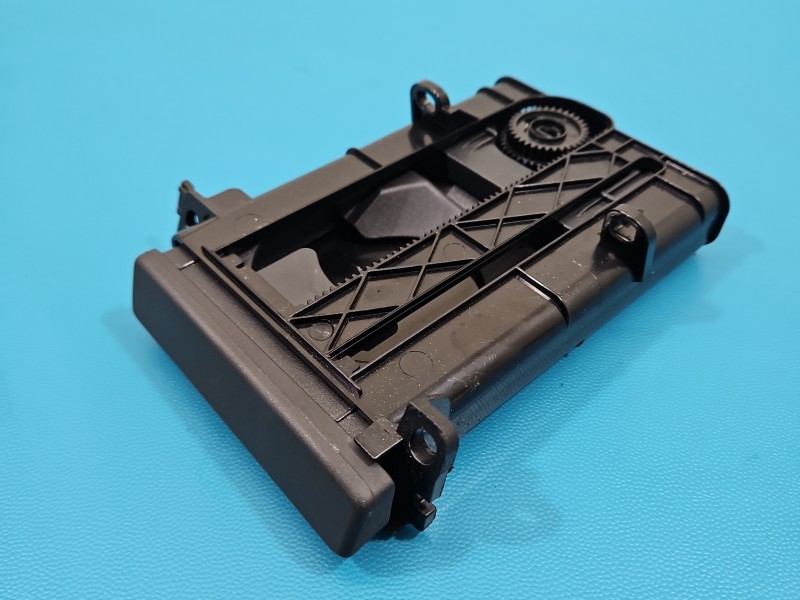 Uchwyt na napoje kubek Toyota Auris I 55620-02110