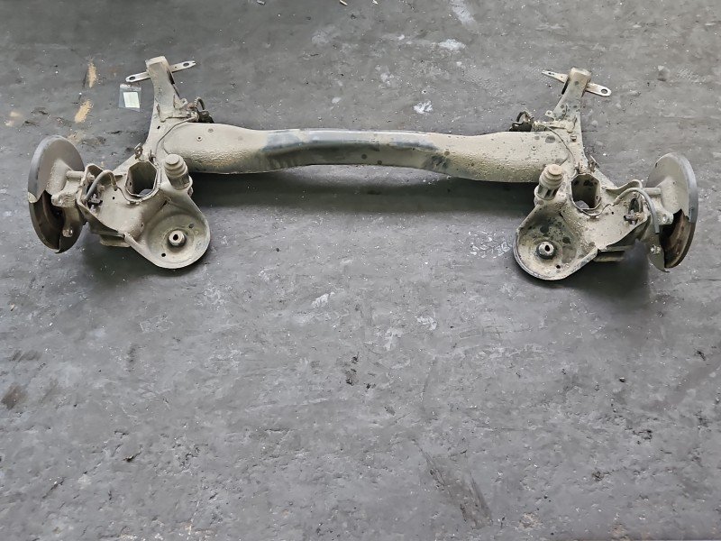 Tylna belka oś tył Citroen C4 Grand Picasso II 13-22 2.0 hdi Tylna belka oś tył Citroen C4 Grand Picasso II 13-22 2.0 hdi