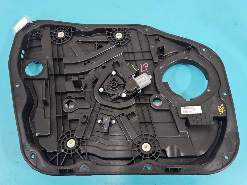Podnośnik przód lewy Hyundai Tucson III 15-20 82450-D3010 5d HB