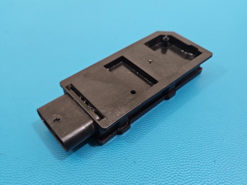 Sterownik moduł ANTENA KEYLESS TYŁ PRAWA Skoda Octavia IV 5WA962133B