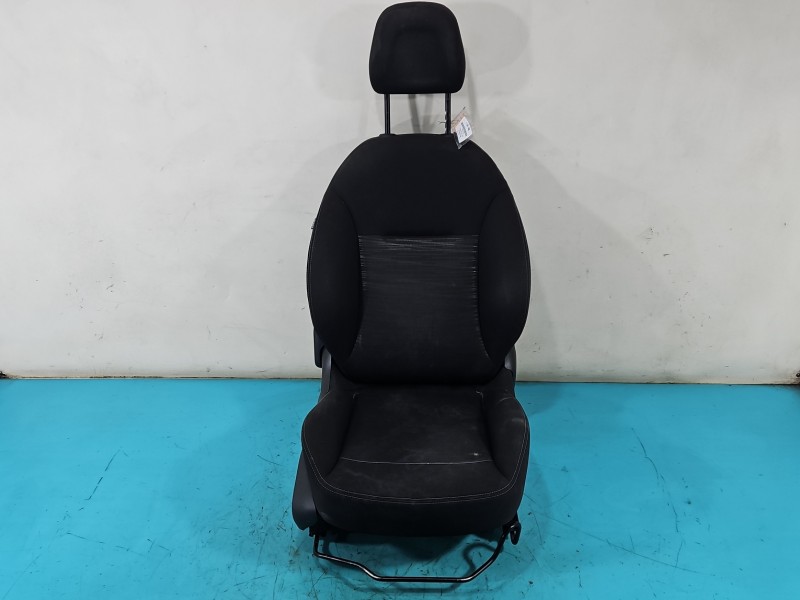 Fotel prawy przód pasażera Peugeot 208 I 5d EUROPA