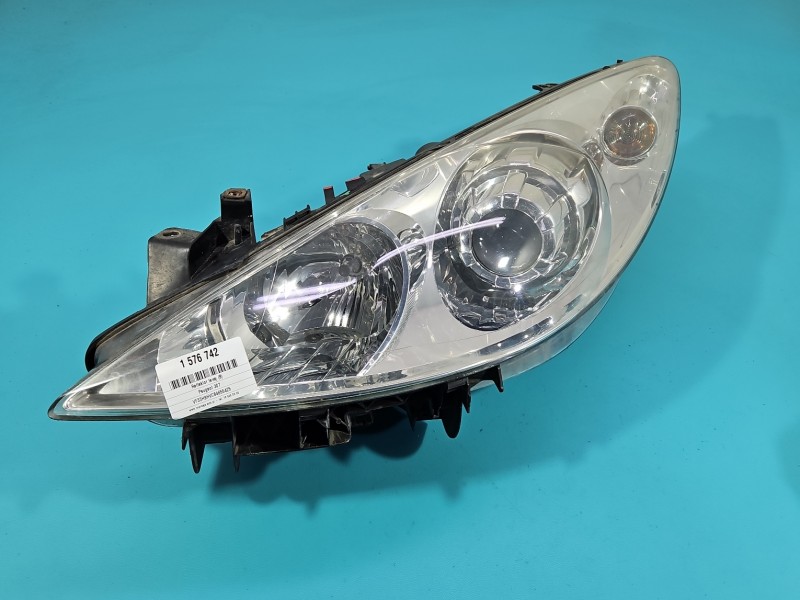 Reflektor lewy lampa przód Peugeot 307 EUROPA