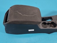 Podłokietnik TUNEL Skoda Octavia III 5E1863241 EUROPA