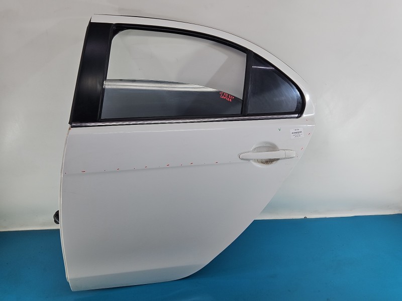 Drzwi tył lewe Mitsubishi Lancer VIII 07-16 HB 5d W37