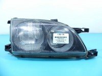 Reflektor prawy lampa przód Toyota Avensis I T22 EUROPA