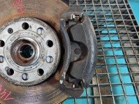Zacisk przód prawy Vw Golf VII 1.6 tdi