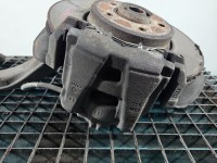 Zacisk przód prawy AUDI A4 B8 2.0 tdi