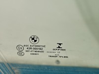 Szyba drzwi przód prawa pasażera BMW G30 2017R sedan