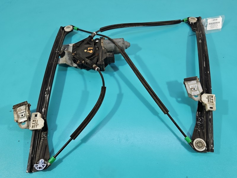 Podnośnik przód lewy Vw Polo III 6N 5d HB