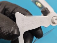 Zawias drzwi tył prawy Skoda Octavia IV