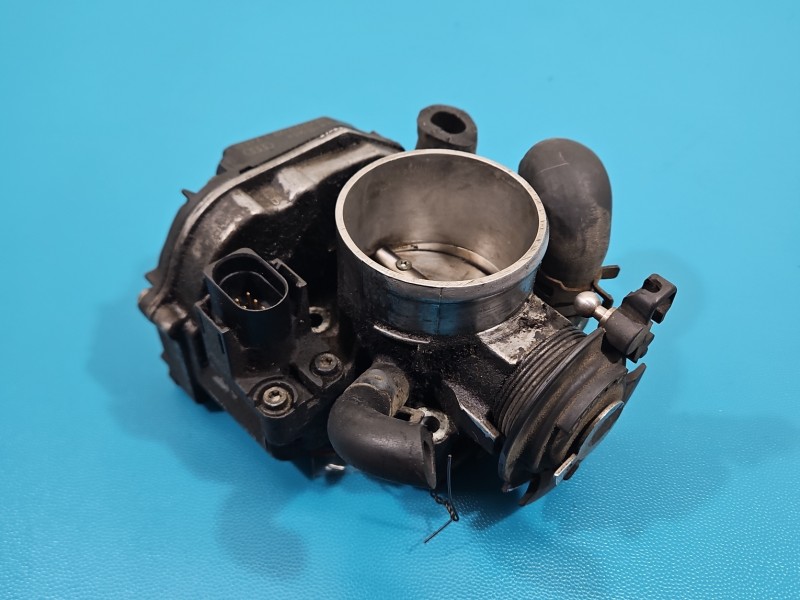 Przepustnica Vw Passat B5 058133063H 1.6 8v