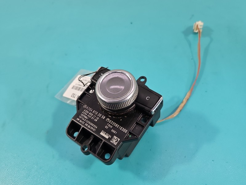 Przełącznik radia nawigacji panel Mercedes W204 A2048702058