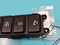 Przełącznik Hyundai, Przetarte przełącznik Hyundai Tucson III 15-20 93300-D7710