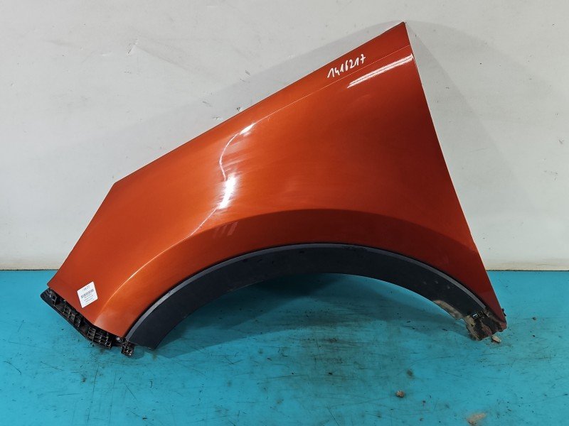 Błotnik przód lewy Kia Sportage III 10-15 pomarańczowy D2A
