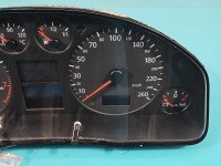 Licznik Audi A6 C5 4B0920900D 1.8 T EUROPA