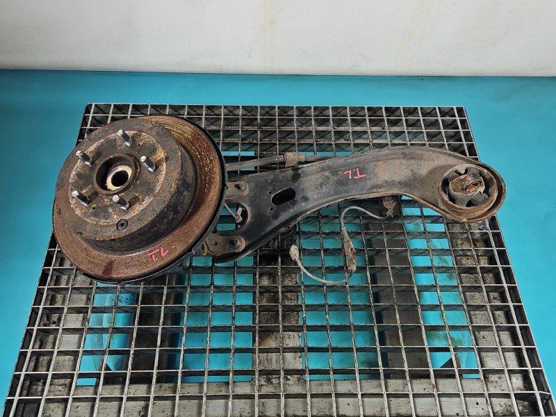 Piasta koła tył lewa zwrotnica łożysko Hyundai Ix35 09-13 2.0 CRDI (D4HA) Piasta koła tył lewa zwrotnica łożysko Hyundai Ix35 09-13 2.0 CRDI (D4HA)