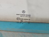 Szyba drzwi przód prawa Mercedes Vito W639 HB