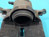 Zacisk przód lewy Nissan Qashqai I J10 06-13 1.6 dci