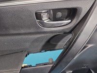 Tapicerka drzwi przód lewa boczek Toyota Corolla E16 E18 13-