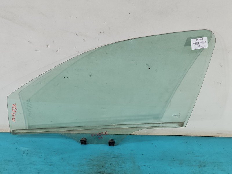 Szyba drzwi przód lewa Peugeot 301 sedan