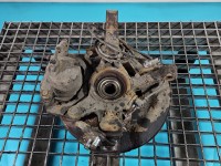 Zwrotnica prawa piasta przód 2.0 D4D 1CD Toyota Rav4 II 00-