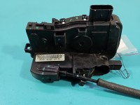 Zamek przód lewy 81310-3U000 Kia Sportage III 10-15 EUROPA Producent części: KIA, delikatne pękniecie obudowy, 6 pin