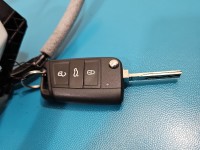 Klamka przód lewa zewnętrzna Skoda Kamiq 5N0837885H